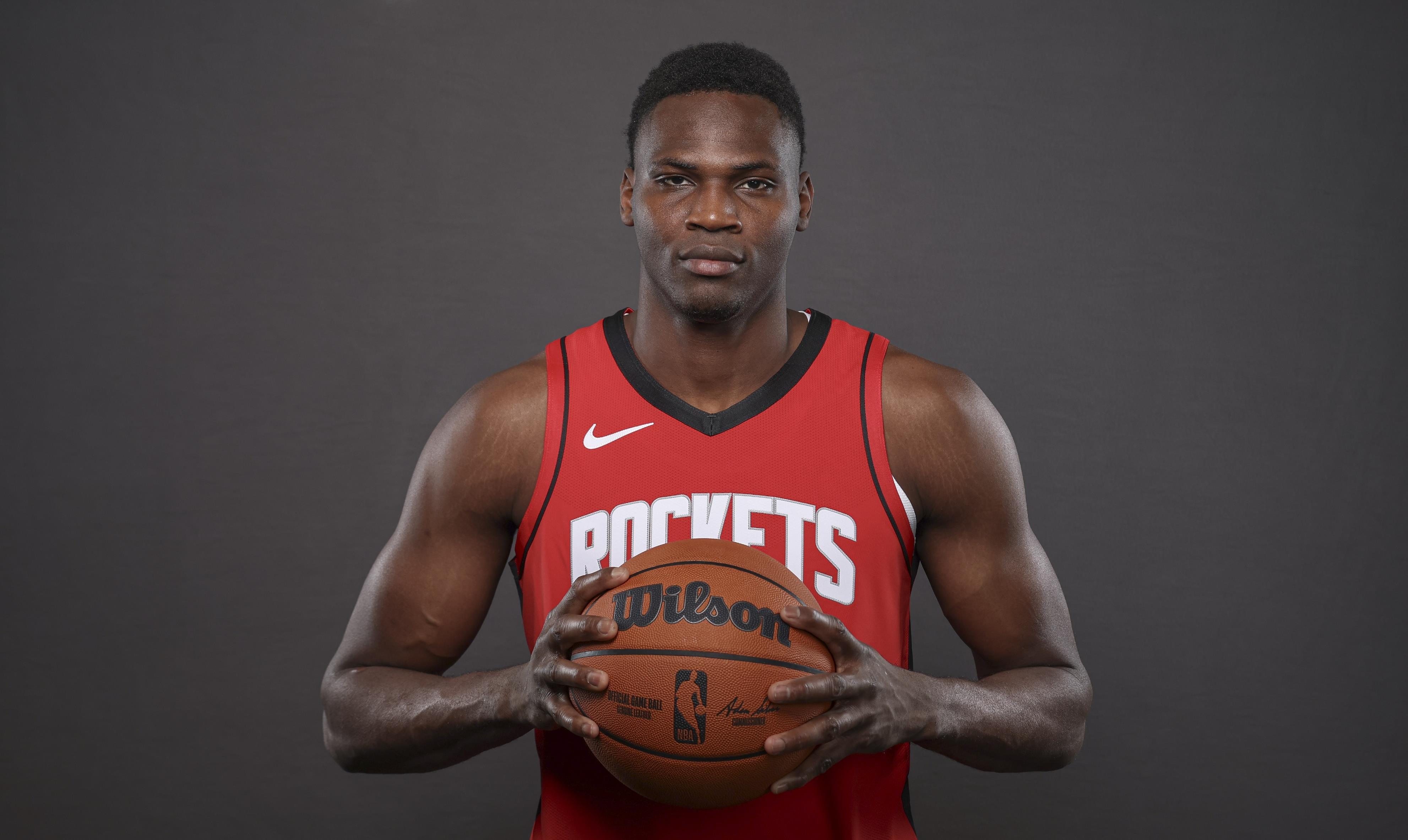 1xBit体育视频-包含火箭中锋迎来个人生涯新高，成为球队关键人物的词条