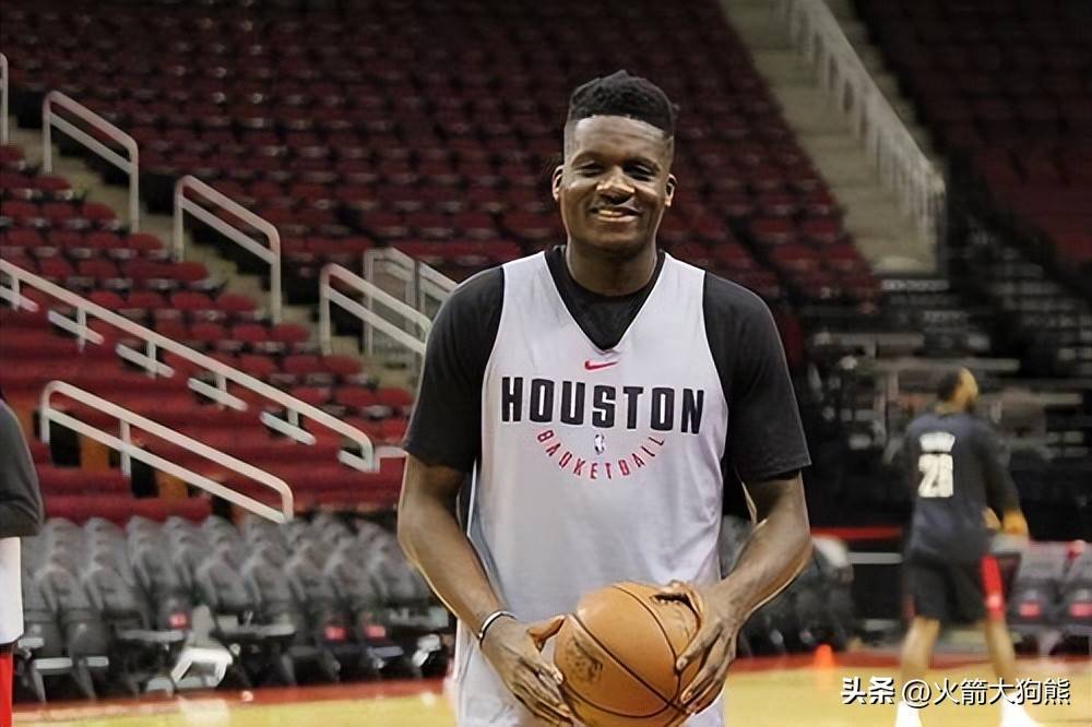 包含火箭中锋迎来个人生涯新高,成为球队关键人物的词条 包含火箭中锋迎来个人生涯新高,成为球队关键人物的词条