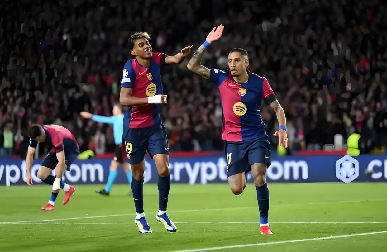 1xBit体育直播-卡瓦尼助攻两次，巴黎挺进欧冠半决赛