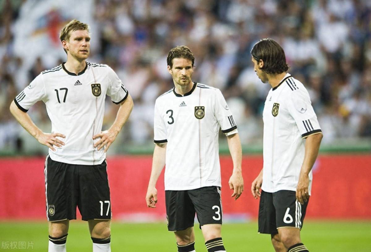 德国胜波黑，轻松晋级欧预赛淘汰赛的简单介绍