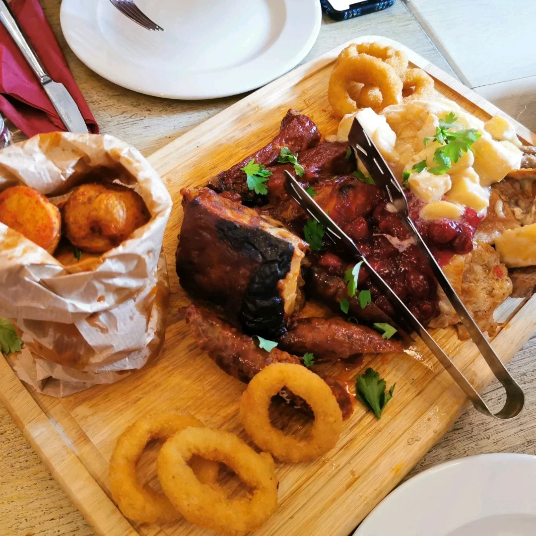 关于波黑逆转塞尔维亚，西班牙晋级欧预赛四弥的信息