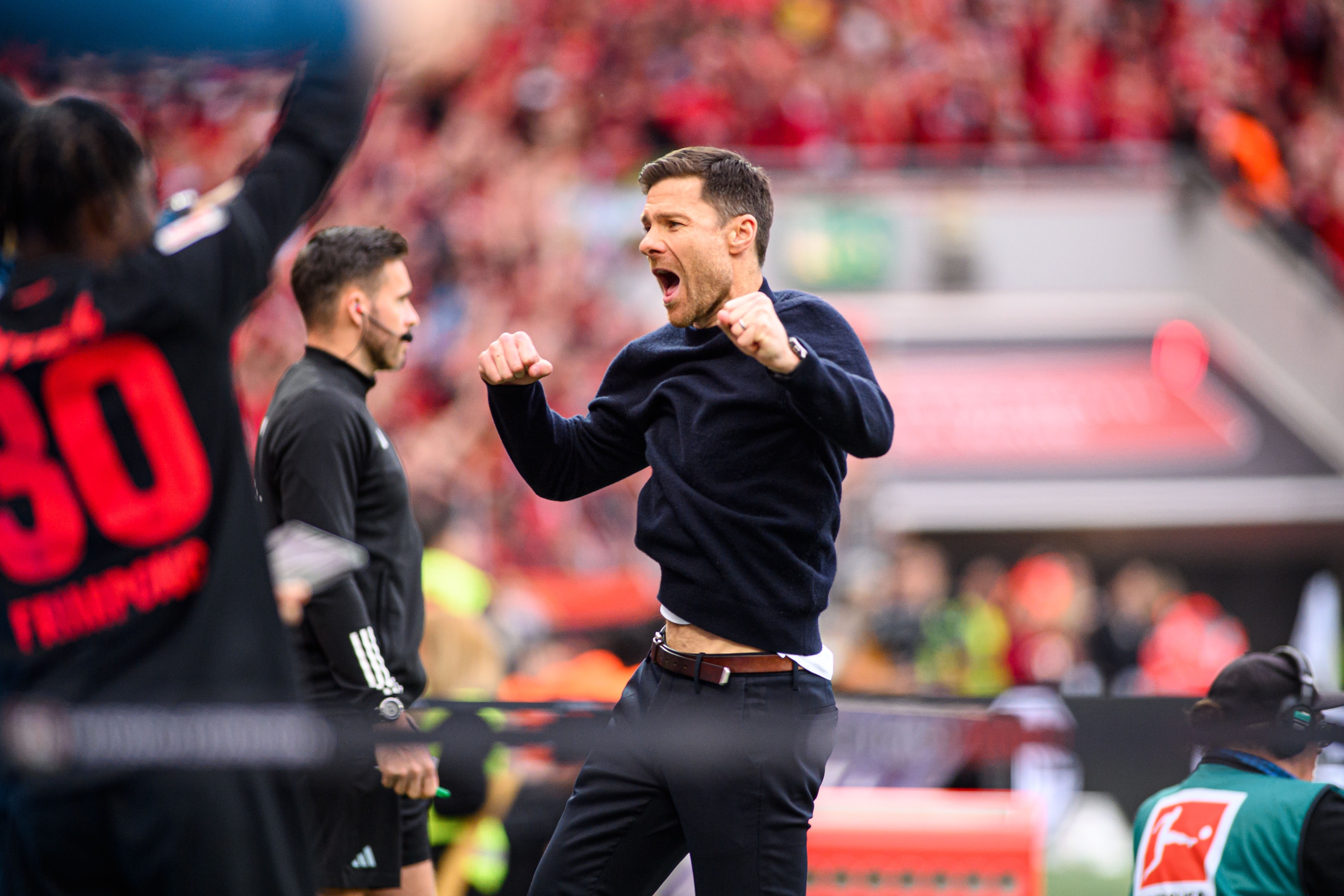 勒沃库森新援正式亮相，球队实力得到强化