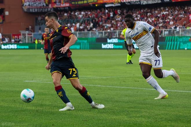 热那亚客场遭受败绩，降级形势严峻